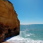 Calcada 3*