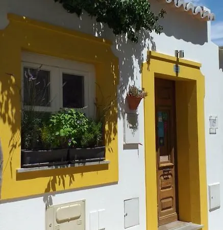 Calcada Πανσιόν 3*
