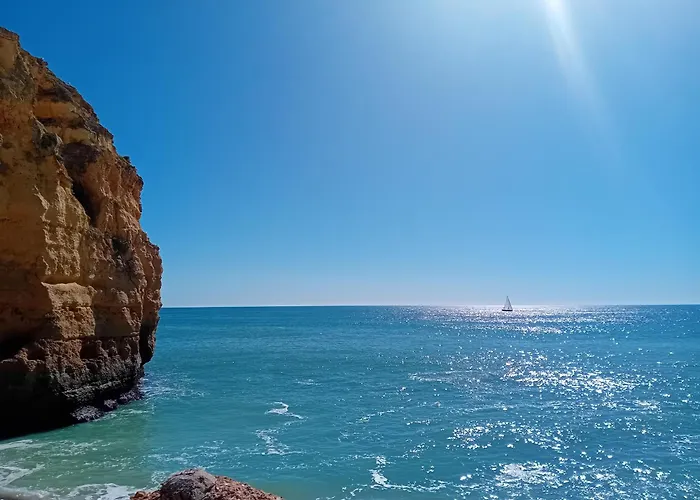 Calcada 3* تافيرا